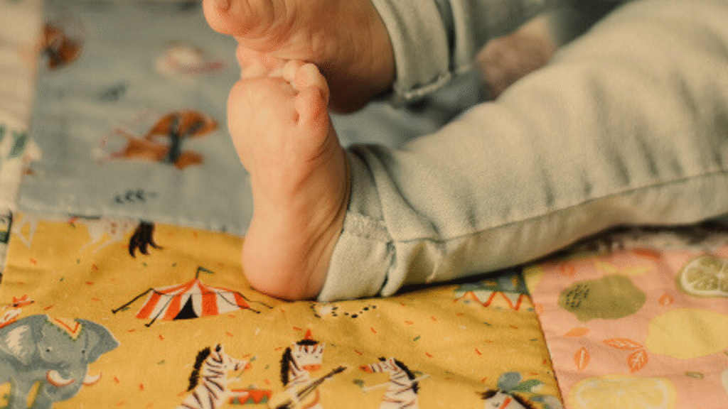 Couverture patchwork Les 100 Vœux cadeau naissance participatif tradition